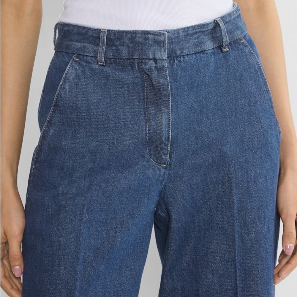 Wilfred Free “Free Jeans” 100% Organic Cotton Straight Leg – Size 2